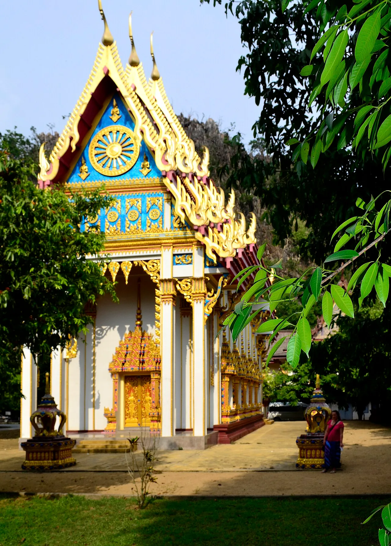 วัดสุวรรณคูหา (วัดถ้ำ)