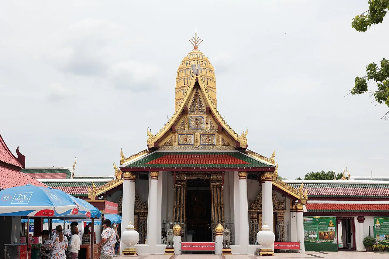 ทำบุญวันเกิดให้ถูกโฉลก เสริมดวงทั้งปี