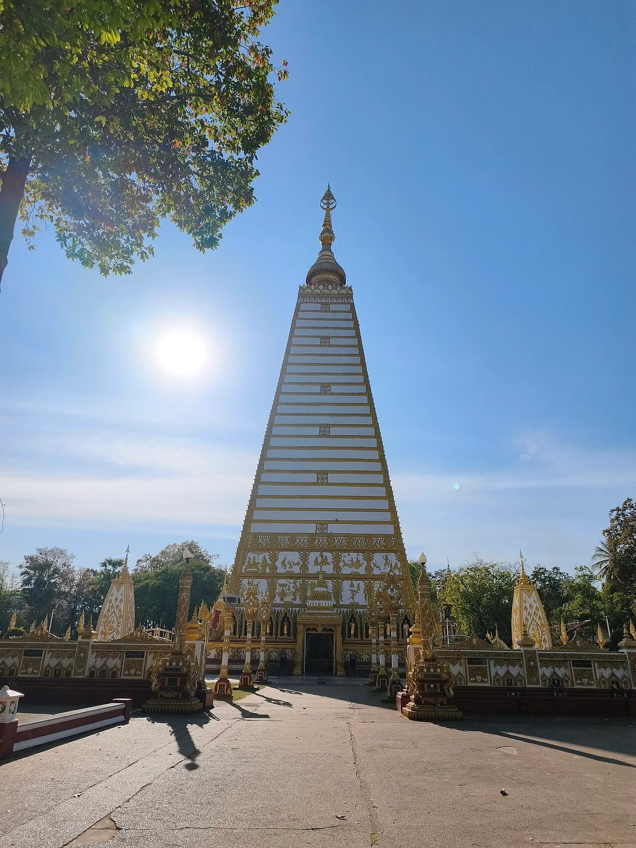 วัดพระธาตุหนองบัว