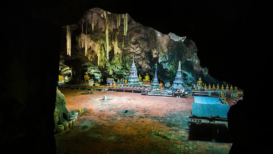 ถ้ำเขาหลวง