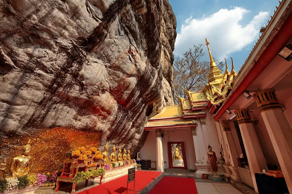 วัดพระพุทธฉาย